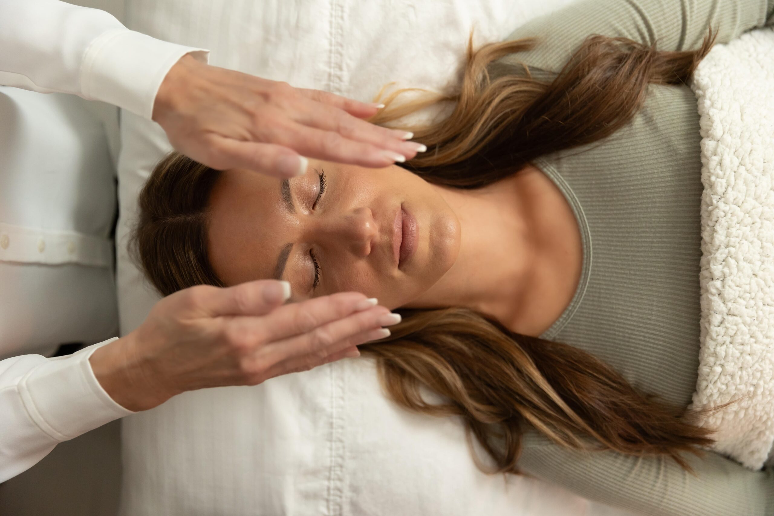 reiki-healing healing with reiki using hands touching face